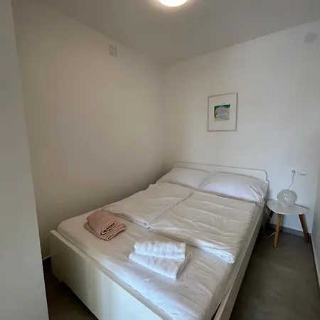 Apartment Luni